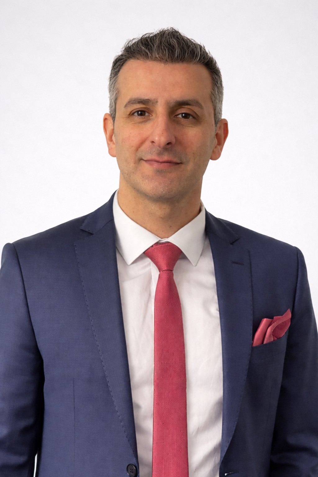 Ciftci Foto.jpg (209 KB)