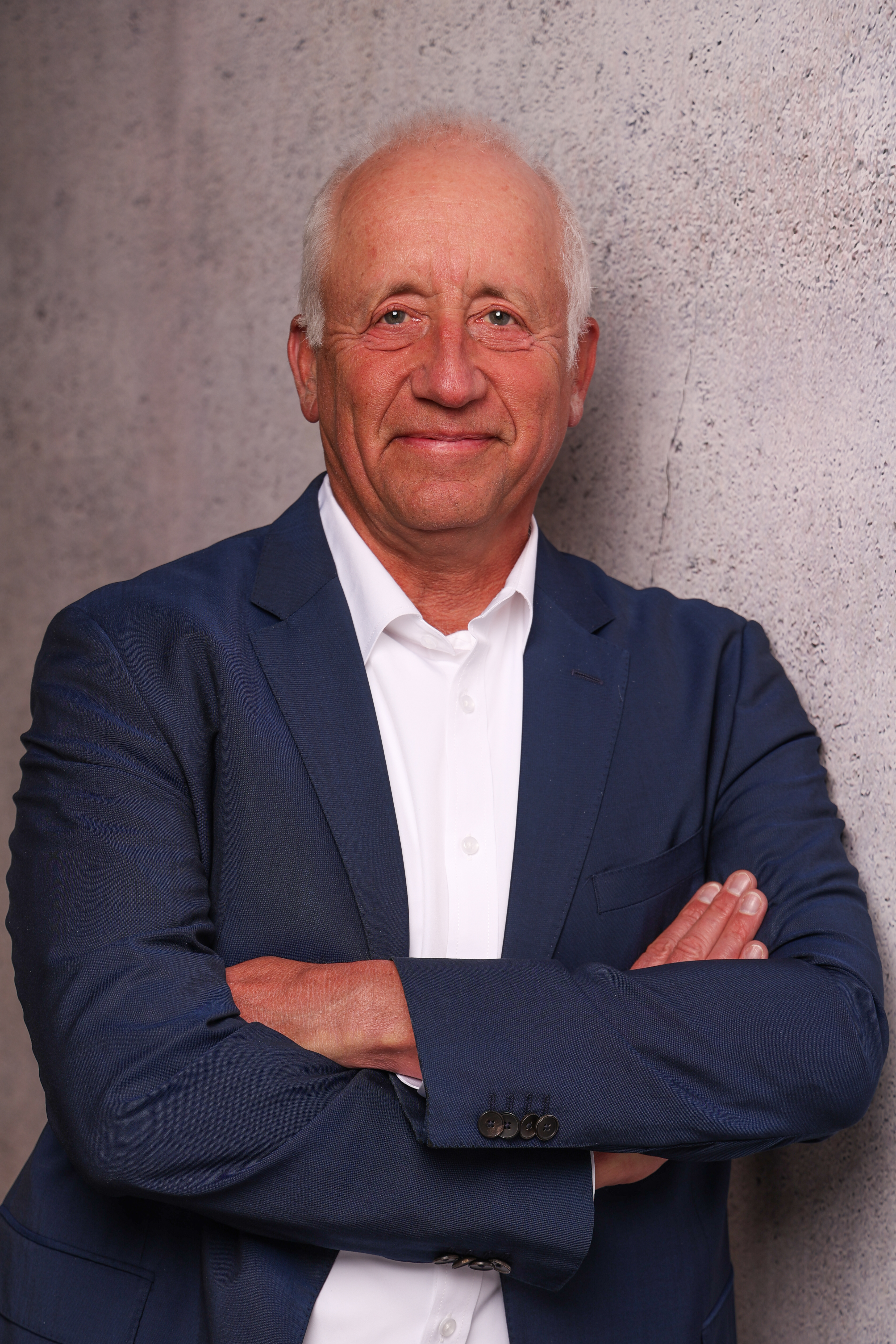 FotoWielandSchinnenburg2026.jpg (10.50 MB)